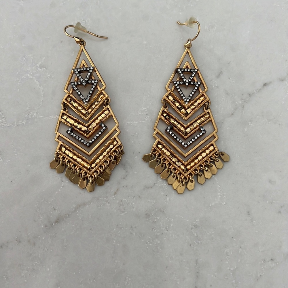Stella & Dot horizon statement earrings